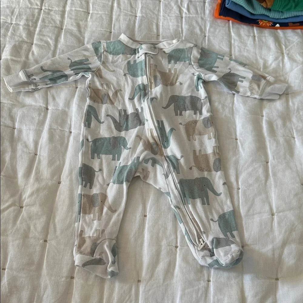 8 pieces of 3mo. Assorted baby boy long sleeve clothes (008) - Picture 16 of 17